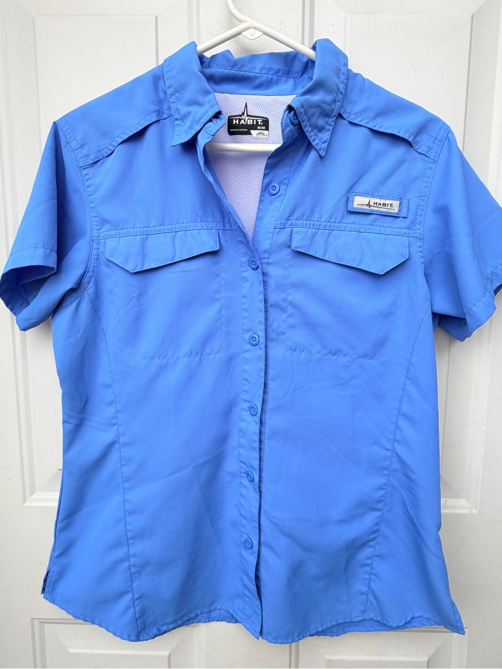 Habit Womens Fishing Shirt Medium Blue Vented Short Sleeve UPF 40 Button Up